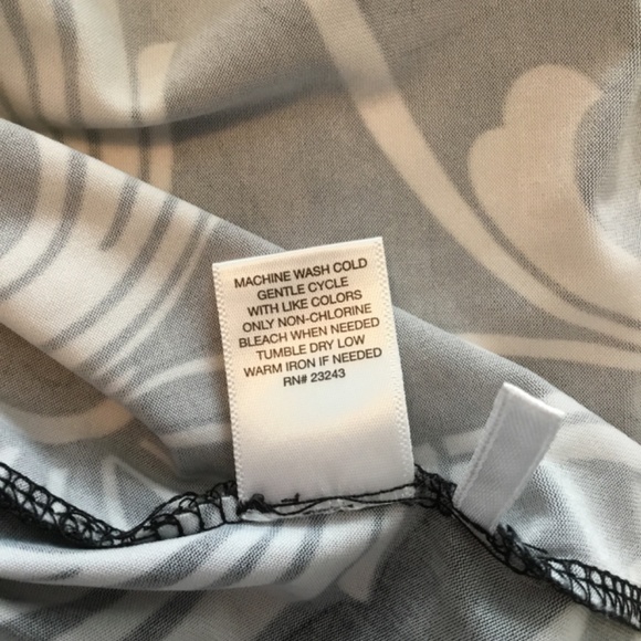 New York & Company Ladies Stretch Pullover Dress Black/White Size XS - Picture 5 of 5